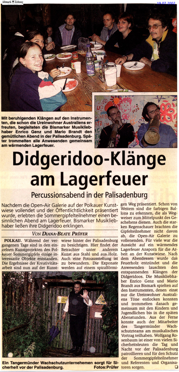 19.07.2002 az sommergipfel Didgeridoo-Klaenge am Lagerfeuer Die Schmiede e.V.
