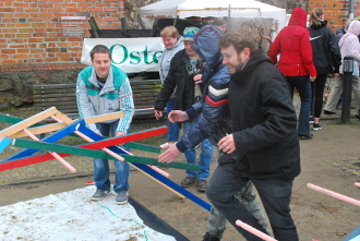 bruecken-bauen leonardo-bruecke curiosa-familienjahrmarkt