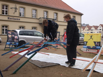 bruecken-bauen leonardo-bruecke curiosa-familienjahrmarkt