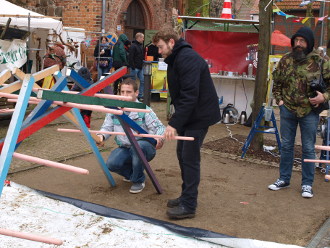 bruecken-bauen leonardo-bruecke curiosa-familienjahrmarkt